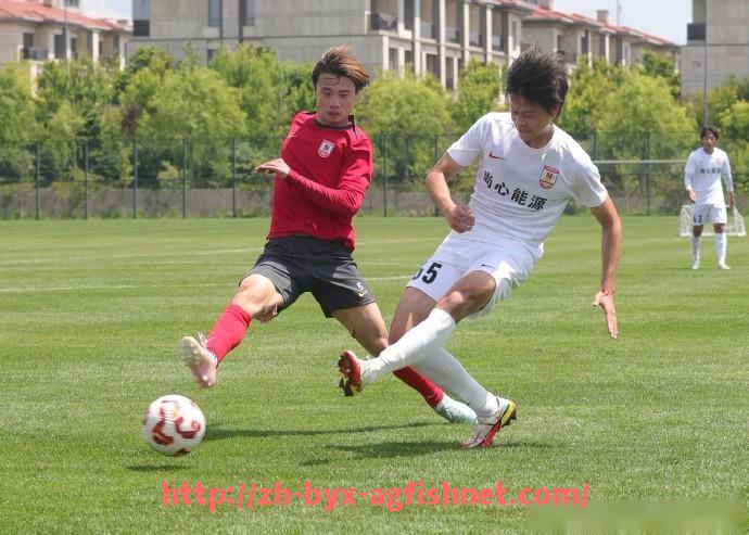 AG捕鱼王官网-世俱杯比赛中体能透支后发生关键失误球员案例回顾与成因探讨